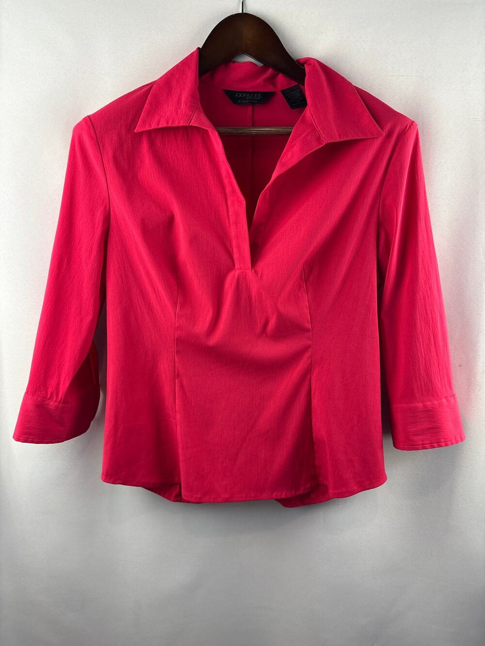 Women’s Express Size 7/8 Pinkish Red V-Neck Blouse
